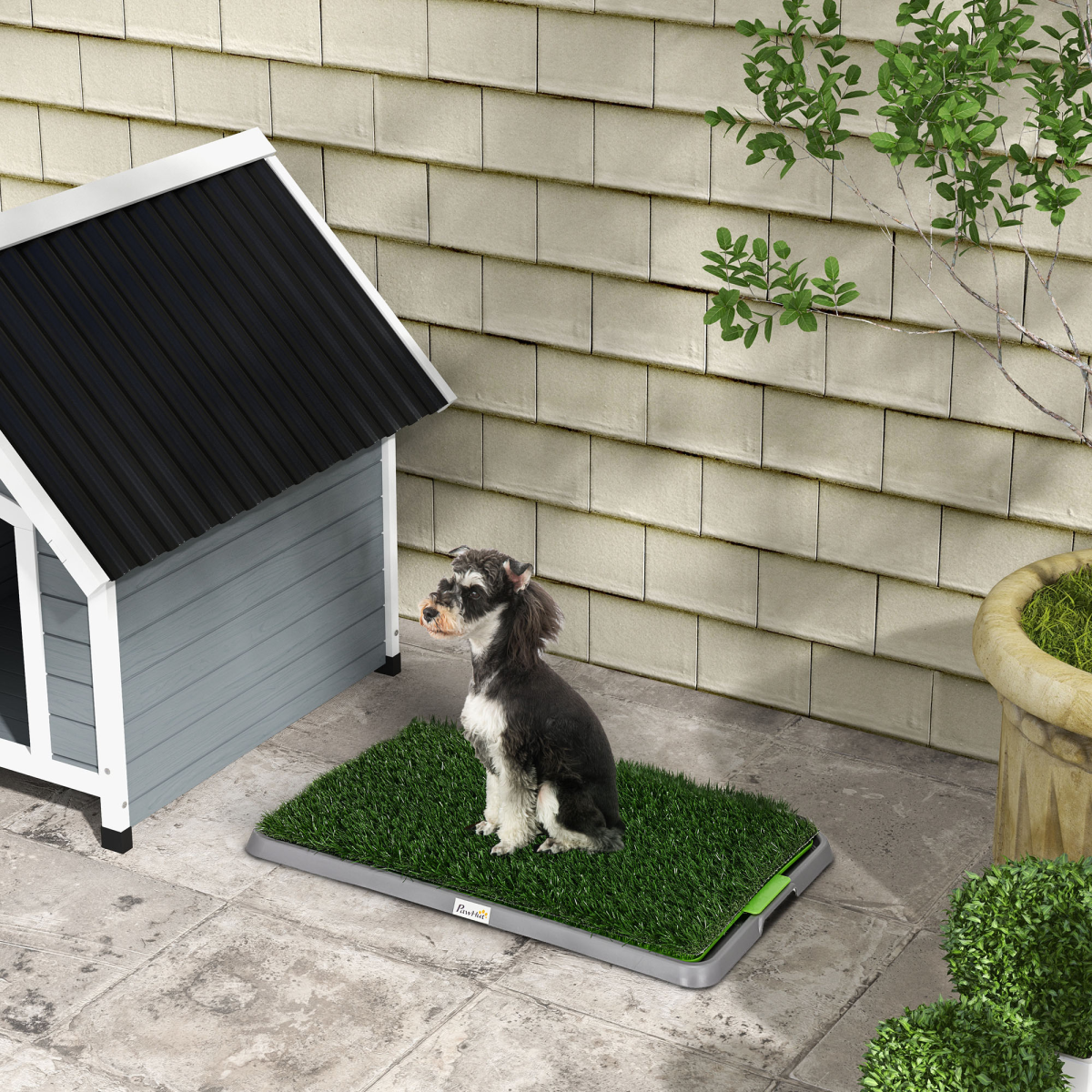 PawHut Dog Toilet with 2 Packs Artificial Grass Pads, 67 x 41cm, Green