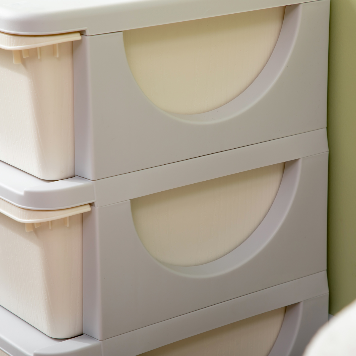 Kids Storage Unit with Three Drawers Three-Tier Chest Vertical Dresser
