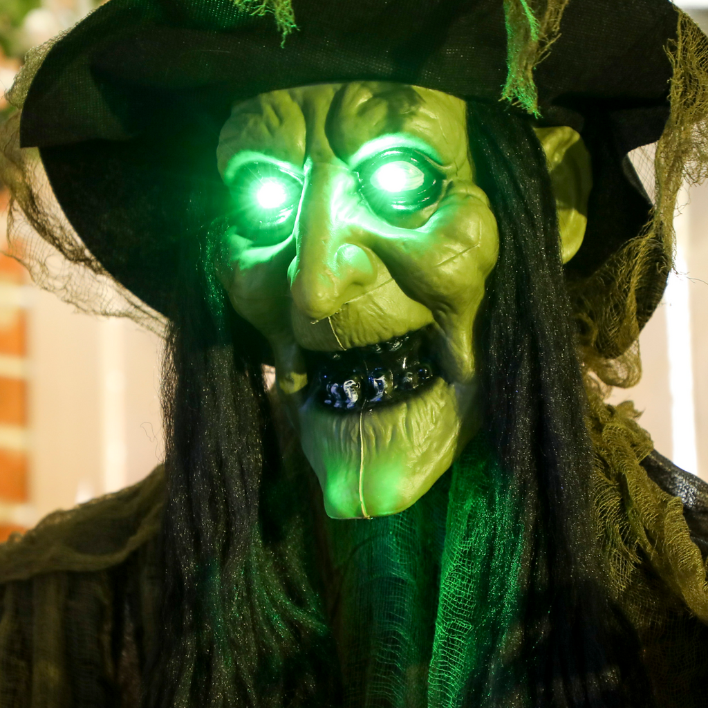 Voice-Activated Hanging Halloween Witch — Green
